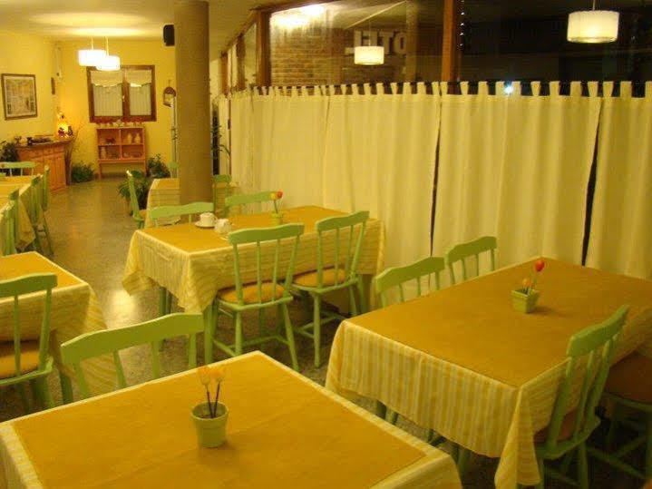 Hosteria Magnolia Villa Gesell Exteriér fotografie